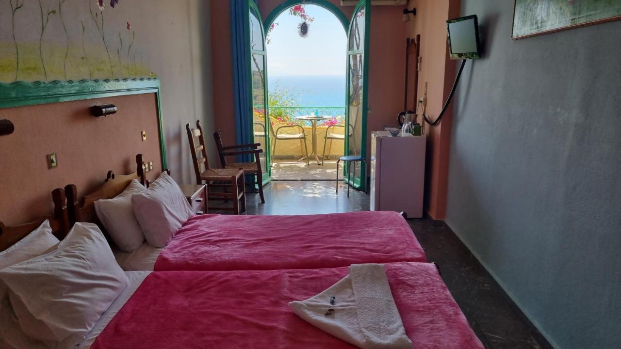 Erofili Rooms Agia Galini  Exterior photo